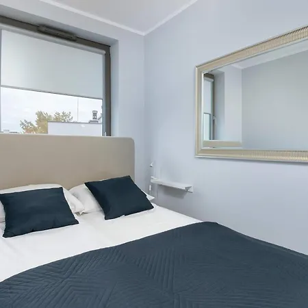 Apartman Przytulny Z Parkingiem Blisko Starego Miasta By Renters *