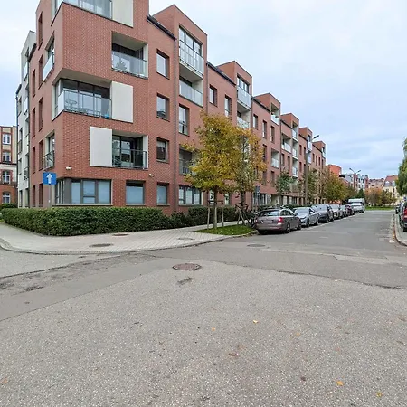Przytulny Z Parkingiem Blisko Starego Miasta By Renters アパート
